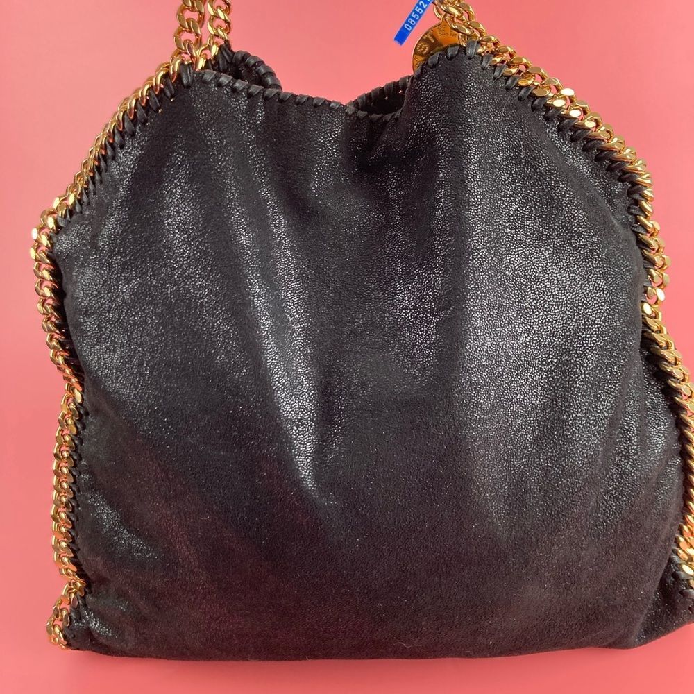 đ«SOLDđ«STELLAâMCCARTNEY
The Falabella vegetarian brushed-leather shoulder bag - Picture 4 of 11